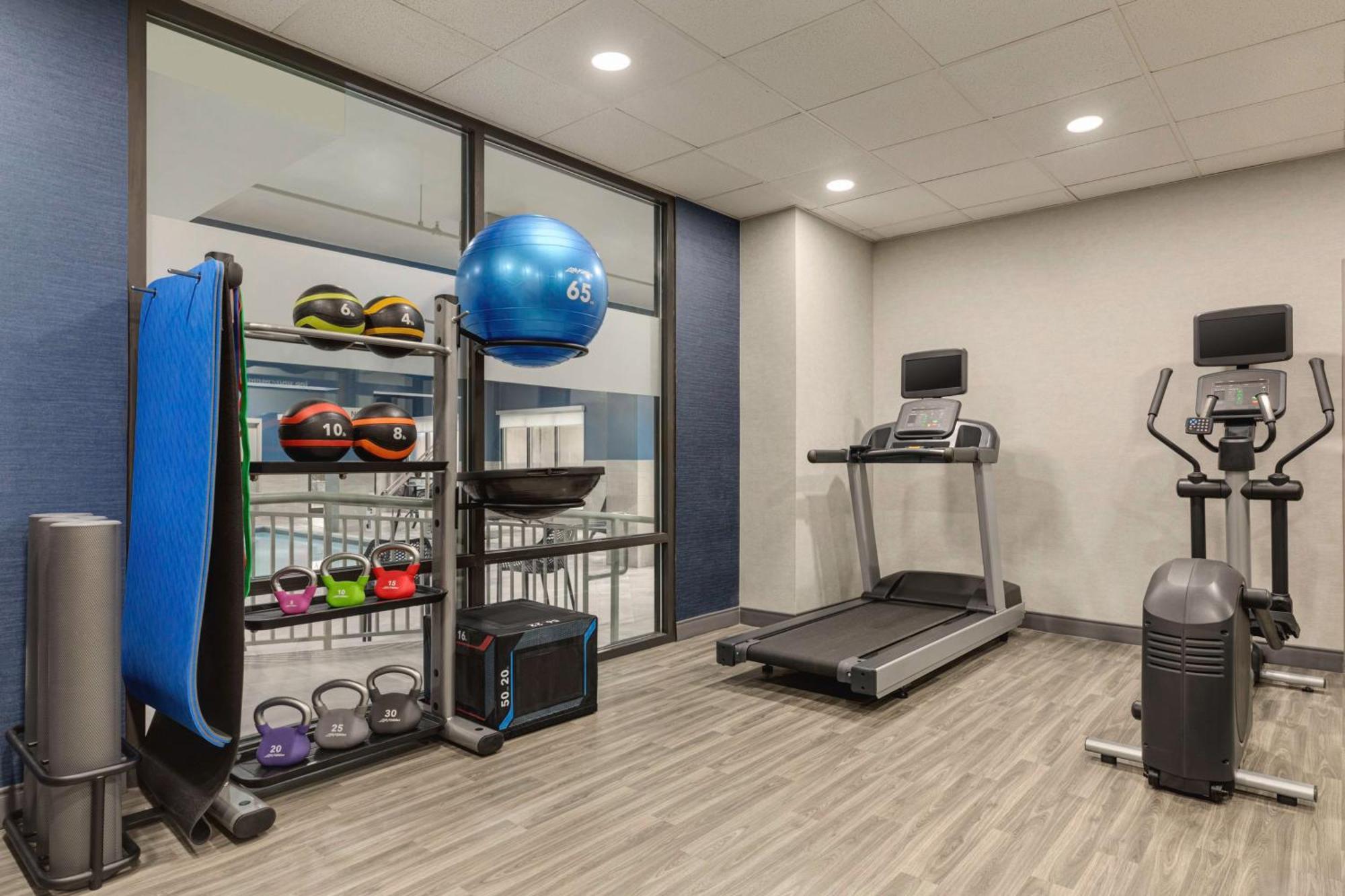 Hampton Inn Waynesboro/Stuarts Draft Fishersville Екстер'єр фото