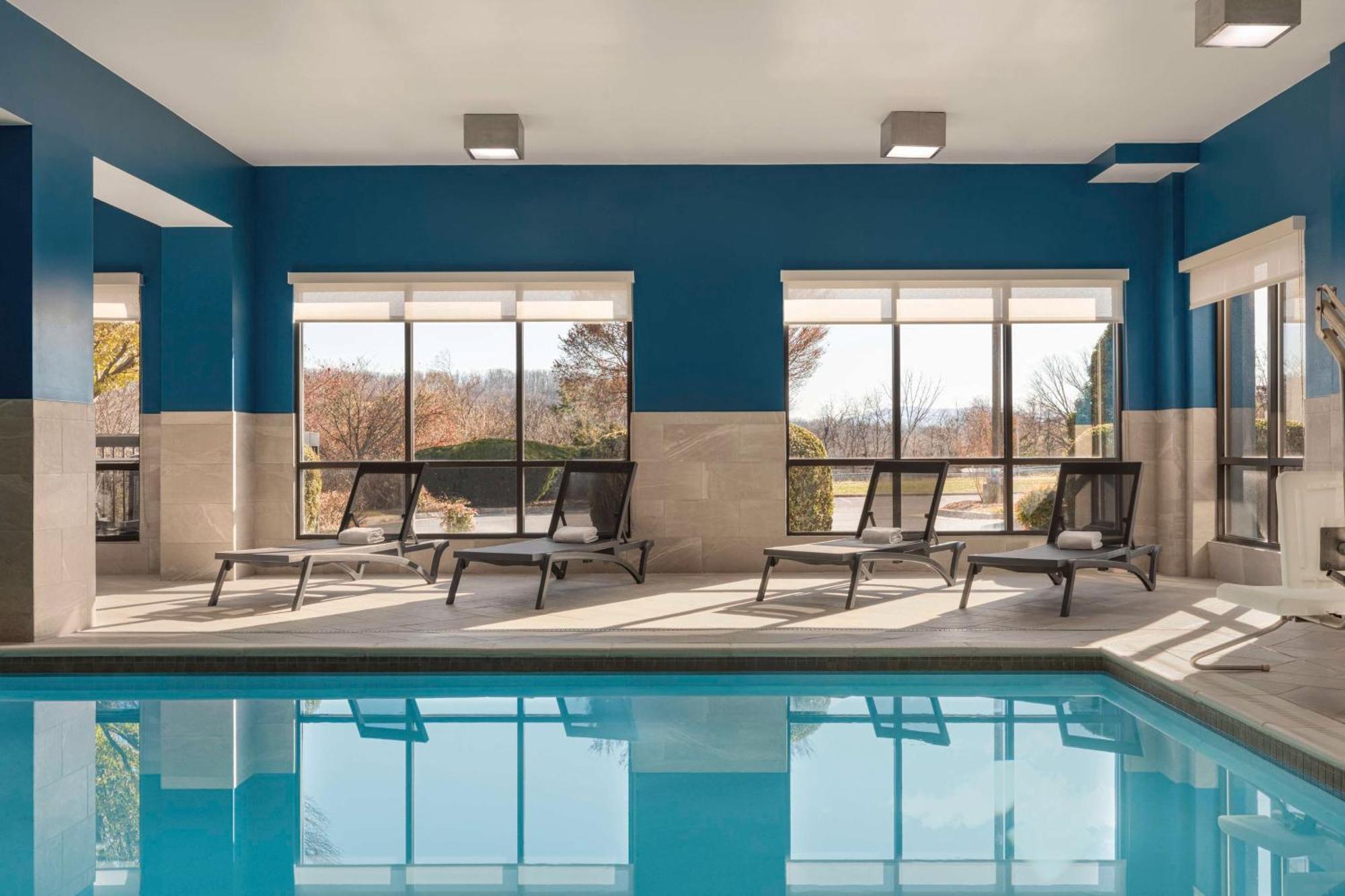 Hampton Inn Waynesboro/Stuarts Draft Fishersville Екстер'єр фото
