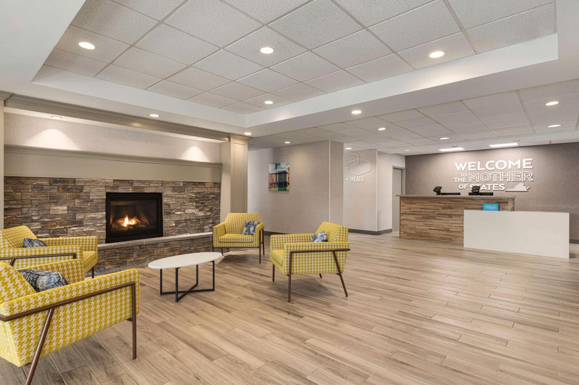 Hampton Inn Waynesboro/Stuarts Draft Fishersville Екстер'єр фото