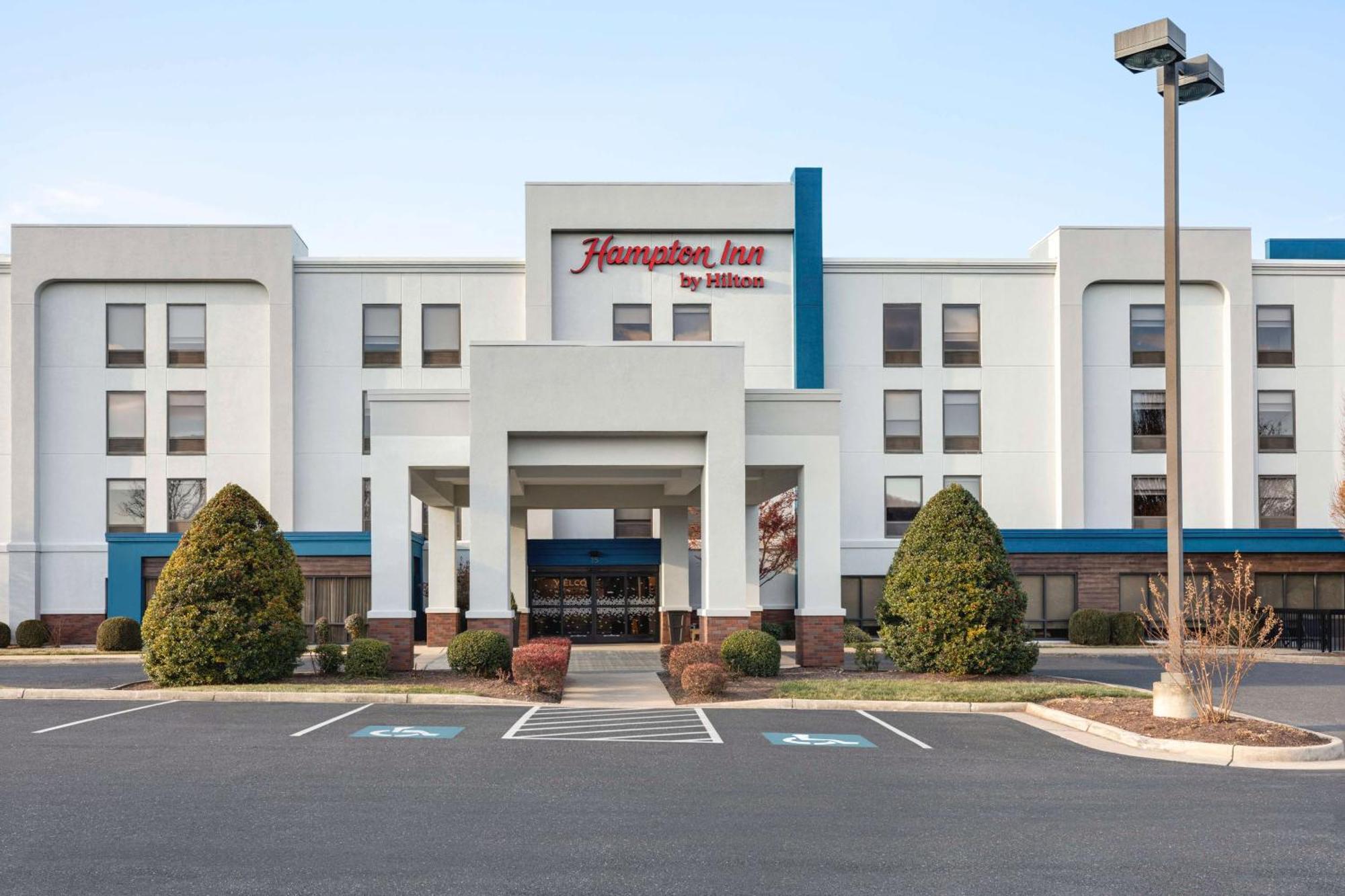 Hampton Inn Waynesboro/Stuarts Draft Fishersville Екстер'єр фото