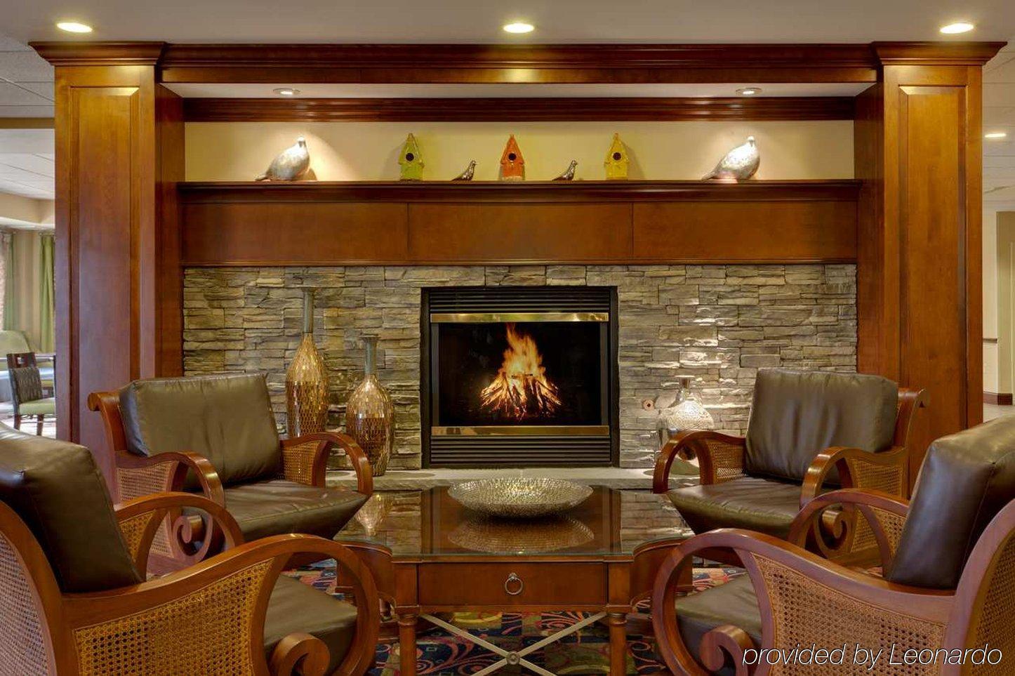 Hampton Inn Waynesboro/Stuarts Draft Fishersville Екстер'єр фото