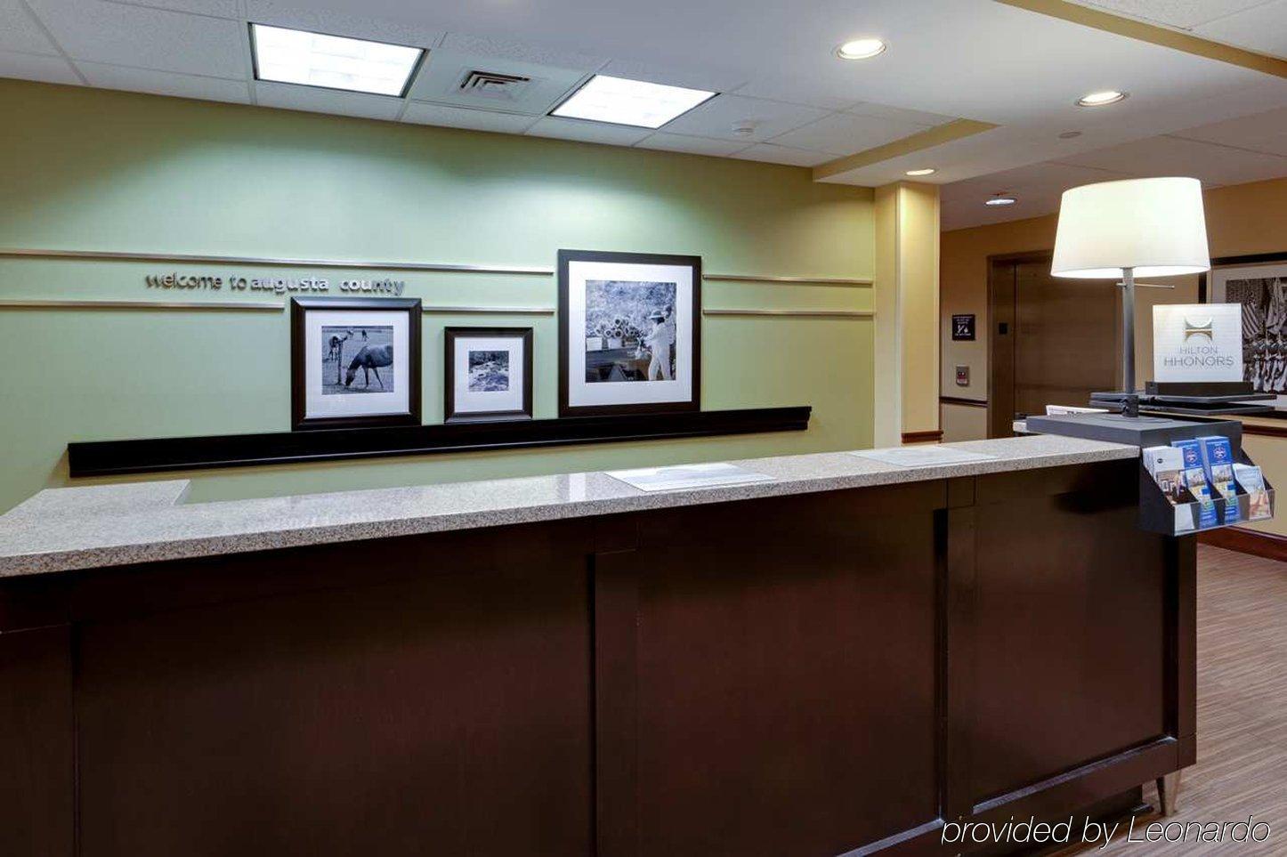 Hampton Inn Waynesboro/Stuarts Draft Fishersville Екстер'єр фото