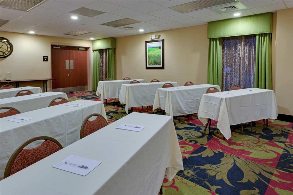 Hampton Inn Waynesboro/Stuarts Draft Fishersville Зручності фото